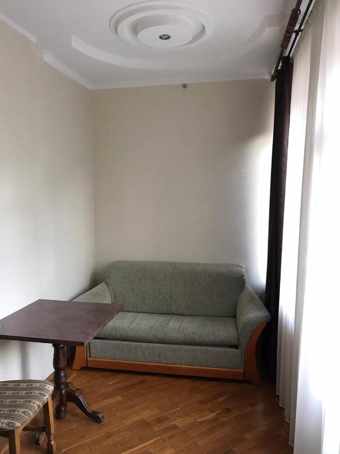 Hotel Complex Uhnovych Ternopil Dış mekan fotoğraf