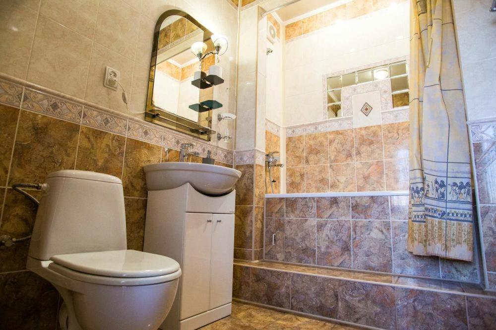 Hotel Complex Uhnovych Ternopil Dış mekan fotoğraf