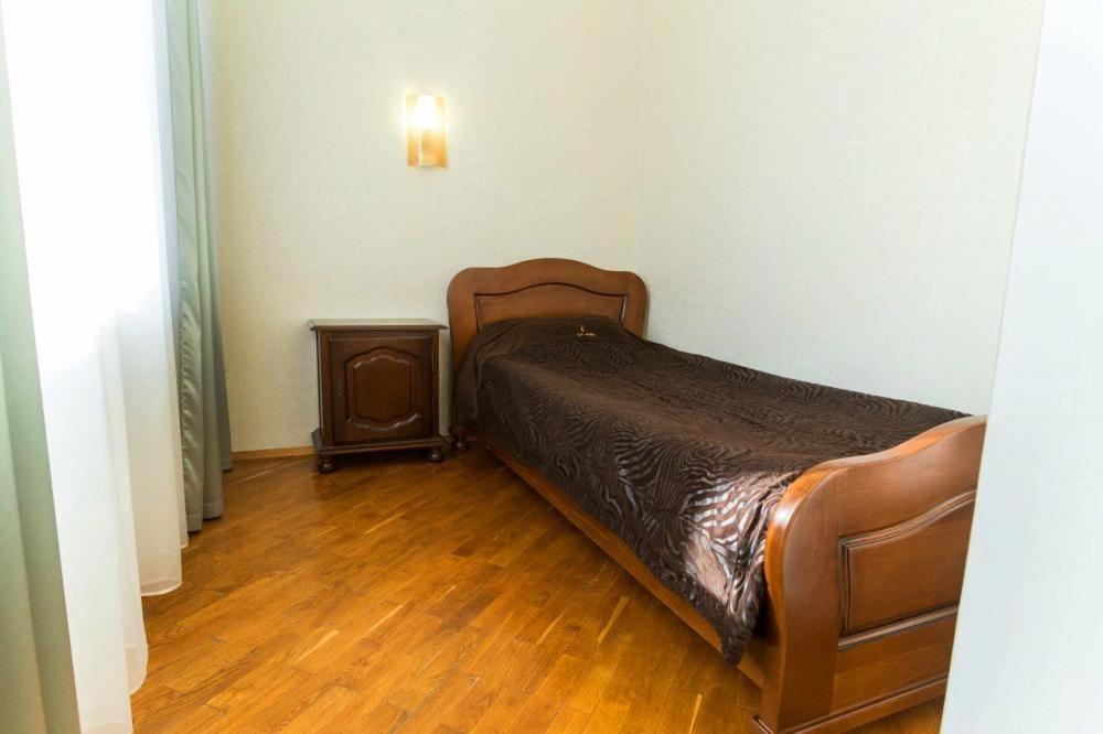 Hotel Complex Uhnovych Ternopil Dış mekan fotoğraf