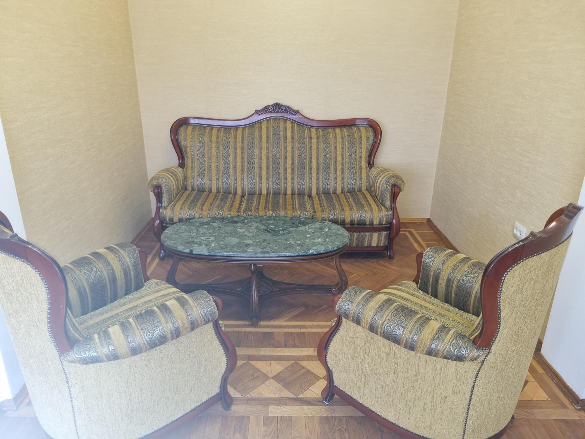 Hotel Complex Uhnovych Ternopil Dış mekan fotoğraf